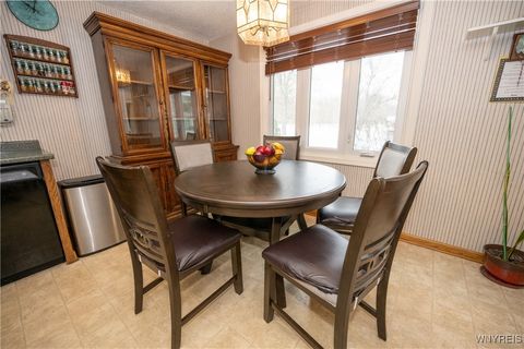 Tiny photo for 386 Old Oak Post Road, Amherst, NY 14051 (MLS # B1655202)