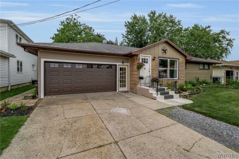 Homes For Sale - 75 Firestone Street<br/> Erie County, Lackawanna, NY 14218
