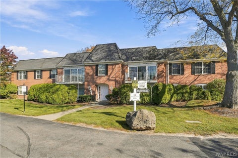 Photo of 1 Hickory Hill Road #D, Amherst, NY 14221 (MLS # B1724809)