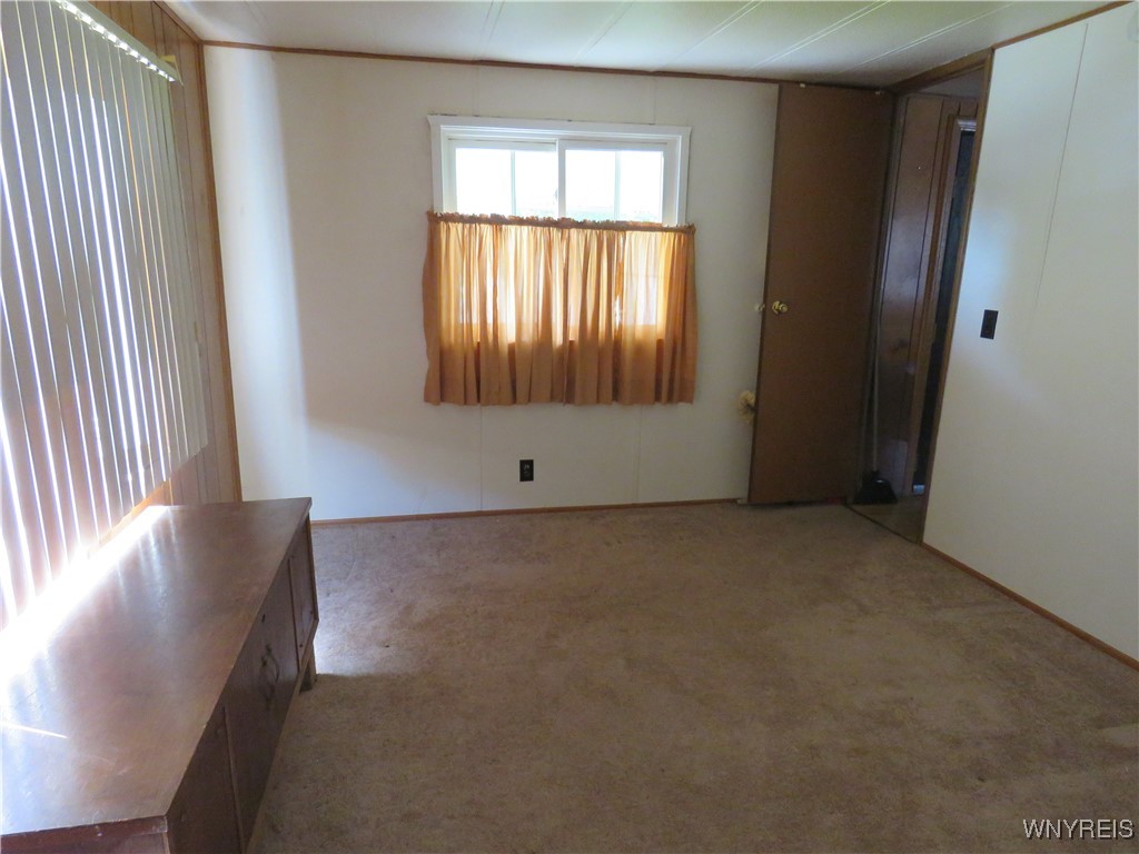 1042 Wish Circle Road, Marilla, New York image 10