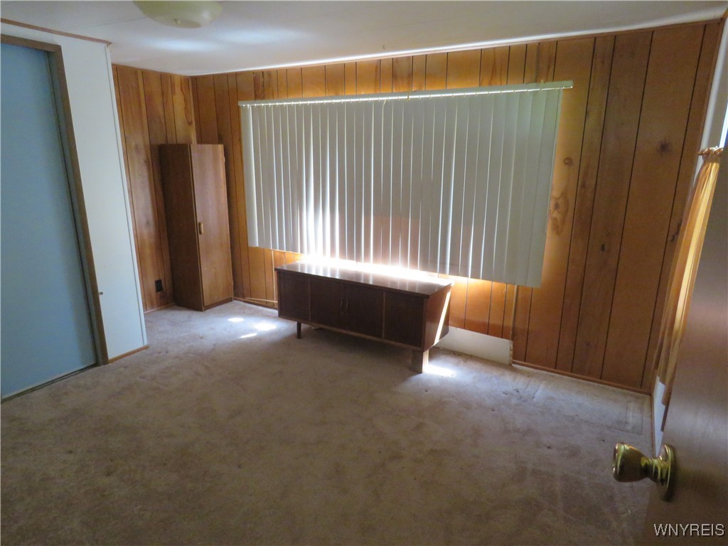 1042 Wish Circle Road