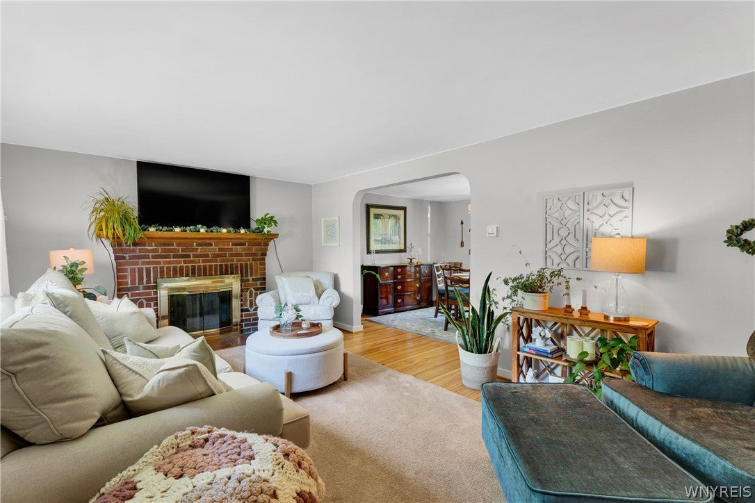 186 Ridgewood Dr