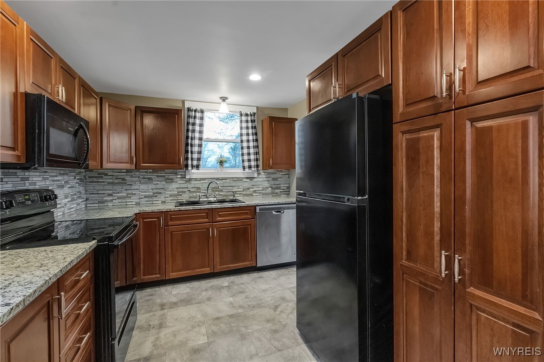 61 4th Avenue, Lancaster, New York image 3
