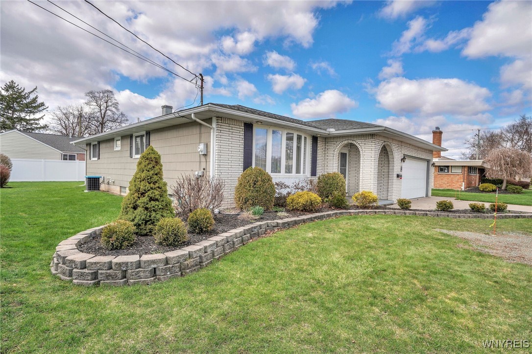 11 Oxford Avenue, Lancaster, New York image 2
