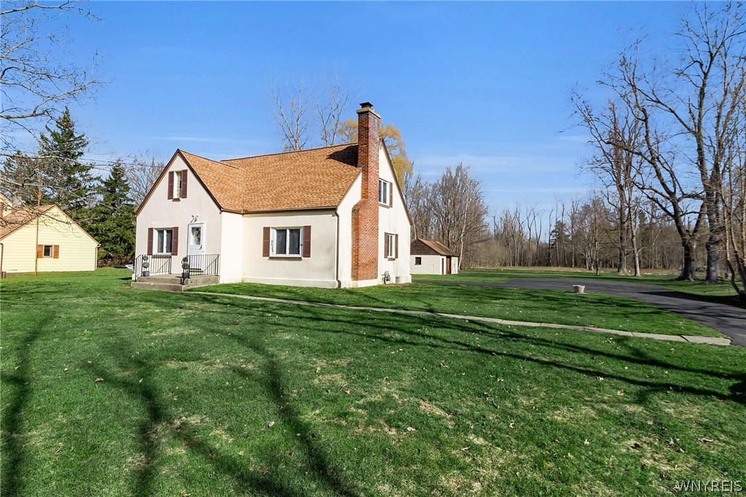 2506 N French Road