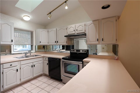 Tiny photo for 59 Spicebush Lane, Amherst, NY 14221 (MLS # B1715128)