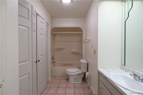 Tiny photo for 59 Spicebush Lane, Amherst, NY 14221 (MLS # B1715128)