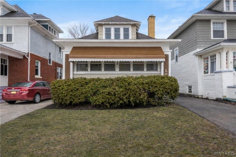 Homes For Sale - 257 Linden Avenue<br/> Buffalo, NY 14216