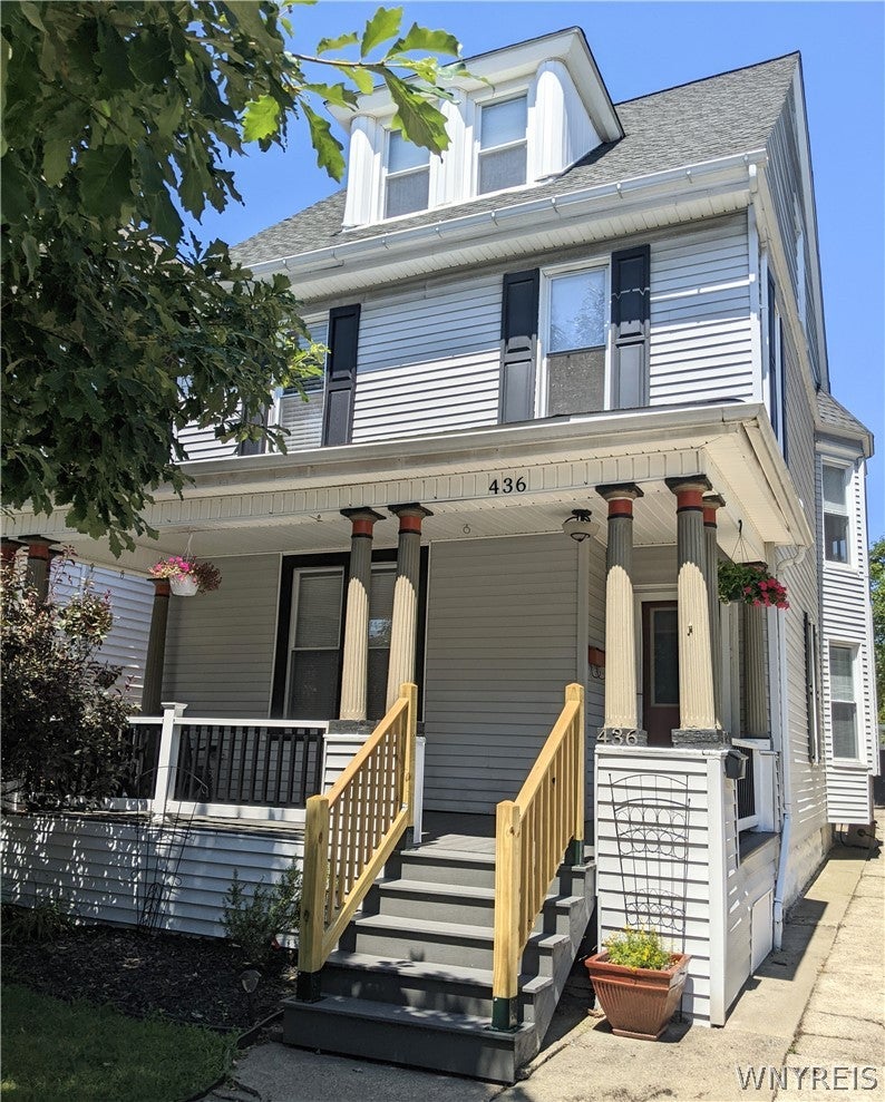 Photo of 436 Bird Avenue, Buffalo, NY 14213 (MLS # B1704632)