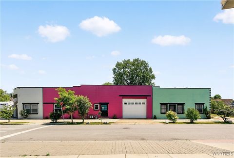 Photo of 405 Rhode Island Street, Buffalo, NY 14213 (MLS # B1652672)