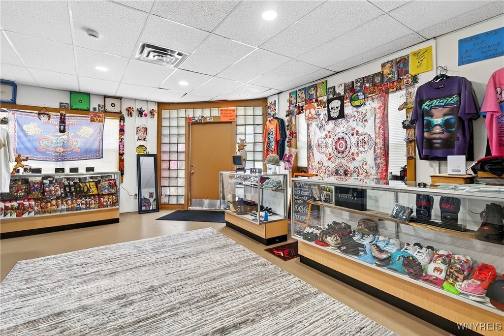 Photo of 405 Rhode Island Street, Buffalo, NY 14213 (MLS # B1652672)