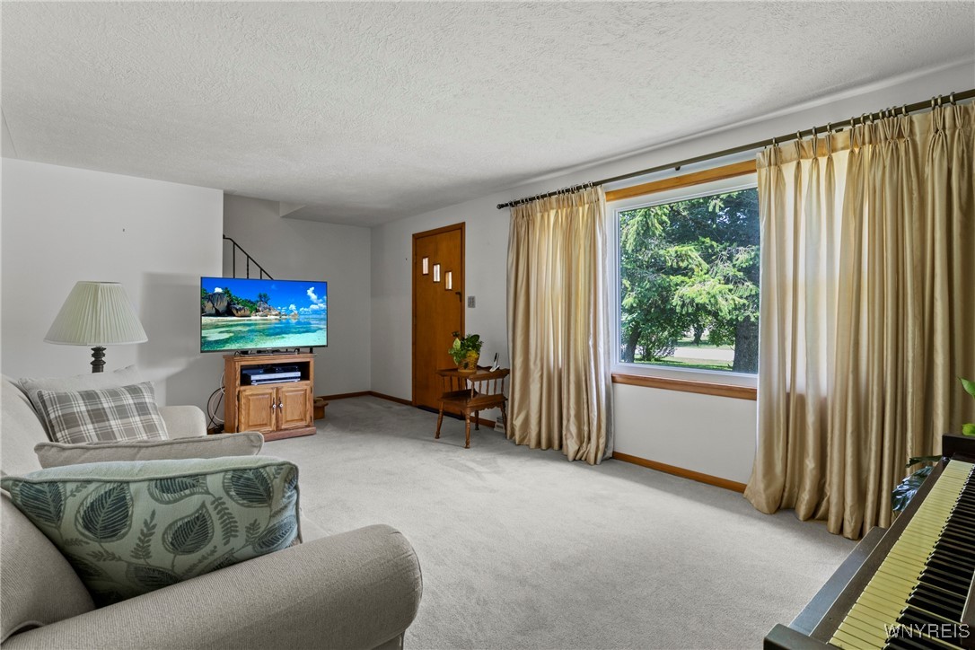 301 Pleasant View Drive