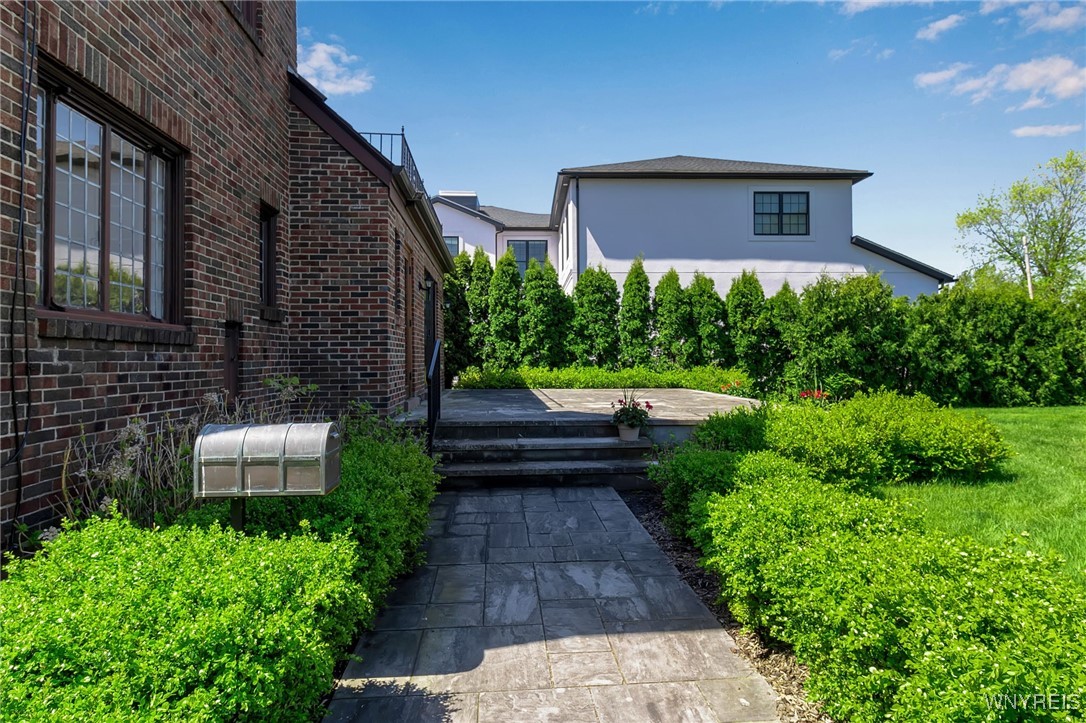 91 Nottingham Ct, Buffalo, New York image 41