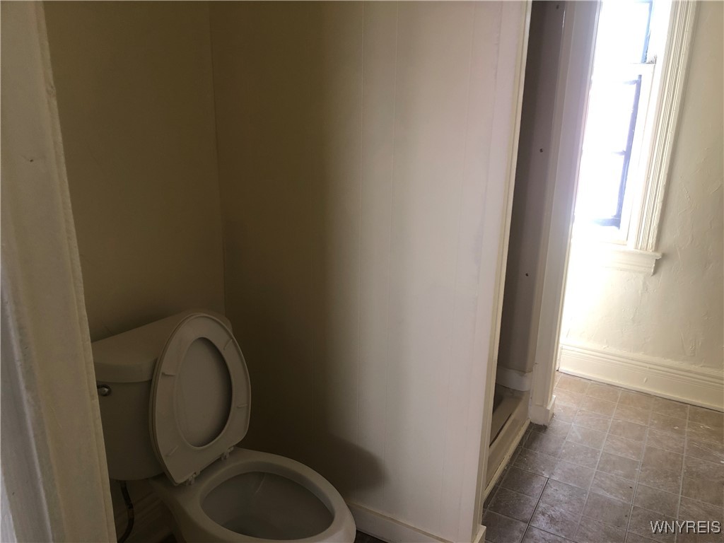 515 9th Street, Niagara Falls, New York image 11