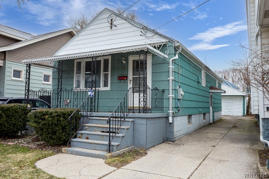 Photo of 47 Hedwig Avenue, Cheektowaga, NY 14211 (MLS # B1666773)