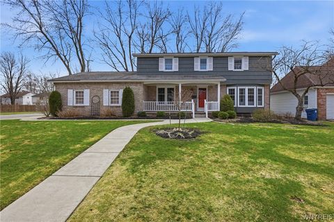 Photo of 95 Autumnview Road, Amherst, NY 14221 (MLS # B1669298)