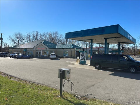 Photo of 4535 Broadway St, Cheektowaga, NY 14043 (MLS # B1712291)