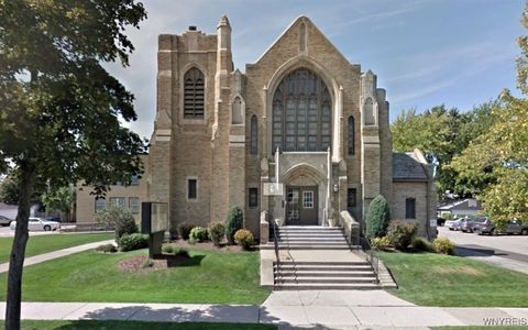 Photo of 700 Parkside Avenue, Buffalo, NY 14216 (MLS # B1656339)