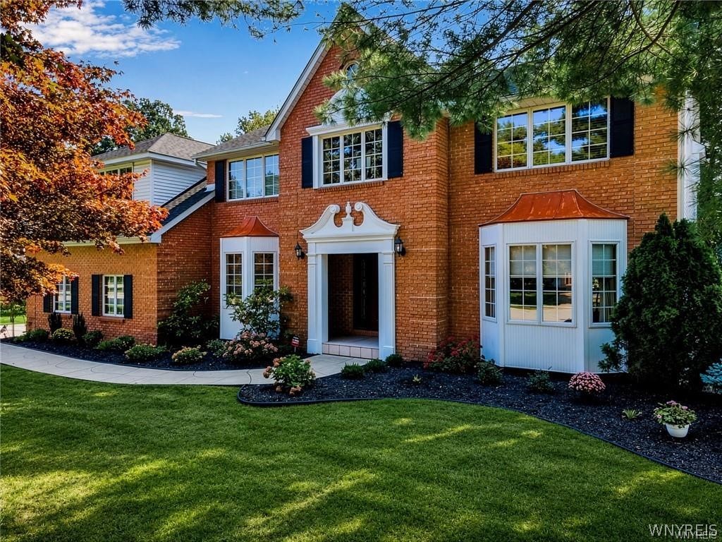 11 Stratford Court