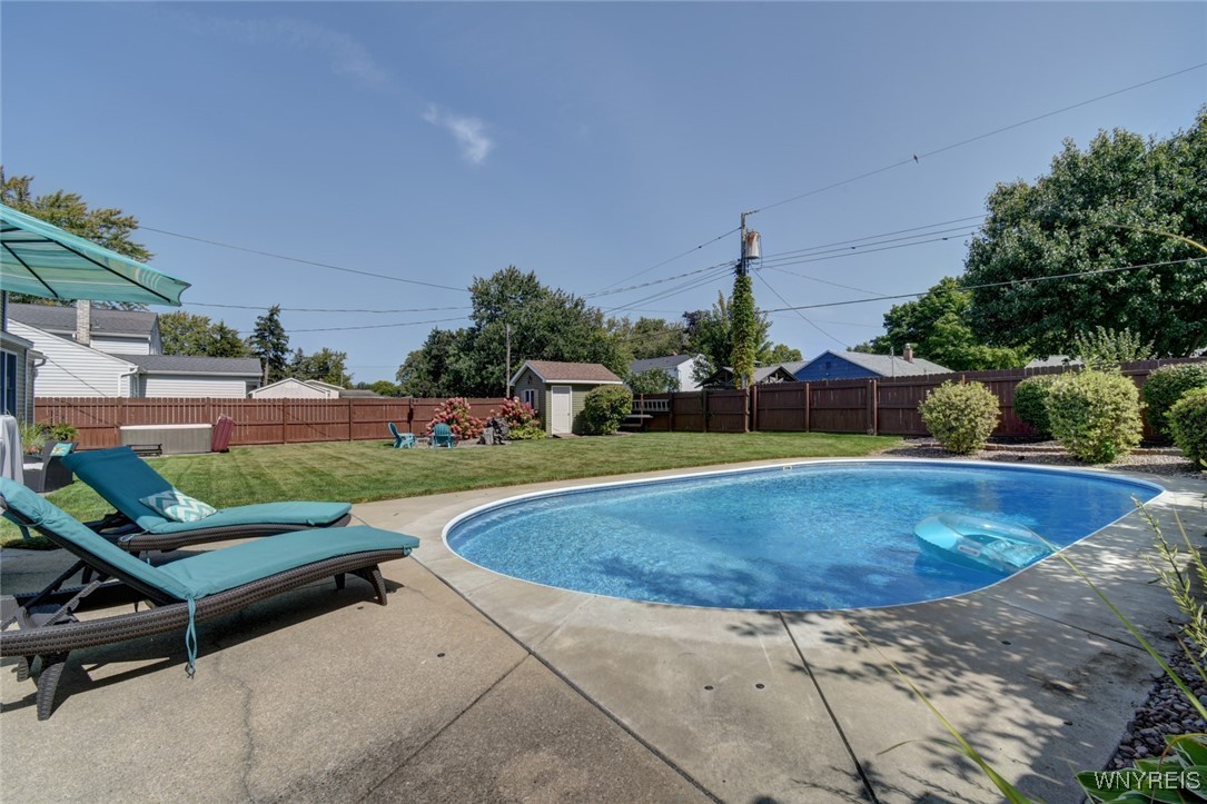 587 Meadowbrook Drive, North Tonawanda, New York image 42