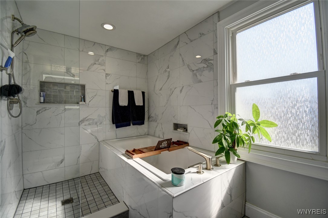 587 Meadowbrook Drive, North Tonawanda, New York image 30