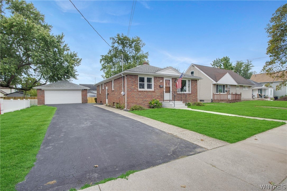 27 Newell Avenue