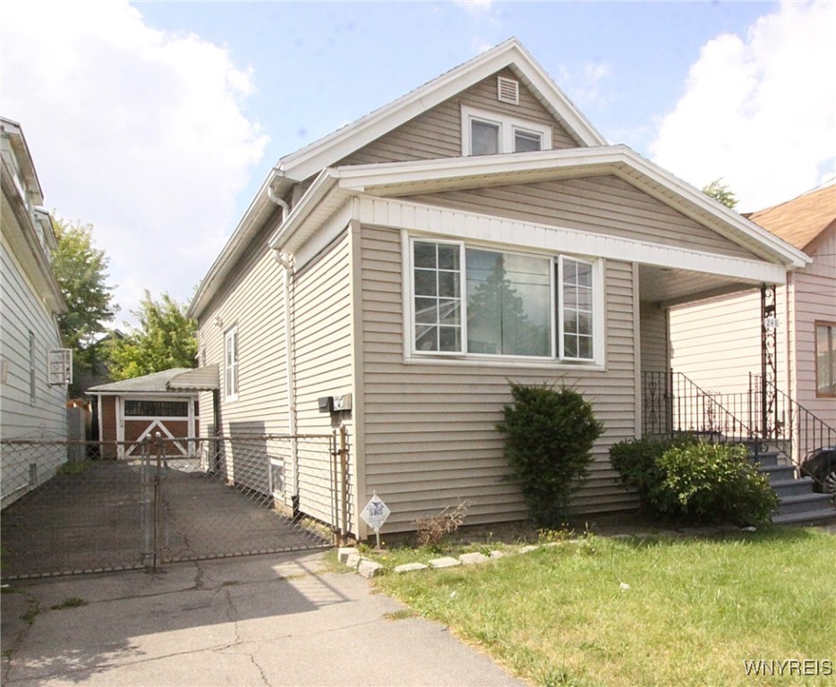 View Buffalo, NY 14215 house