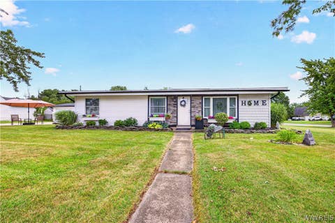 Homes For Sale - 1563 Broadway<br/> Grand Island, NY 14072