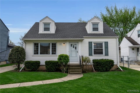 Homes For Sale - 259 Traverse Boulevard<br/> Tonawanda, NY 14223