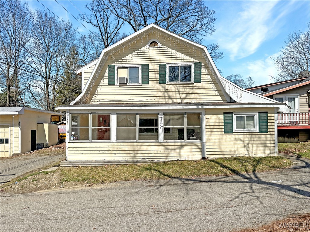 6977 18 Hedding Avenue, Castile, New York image 1