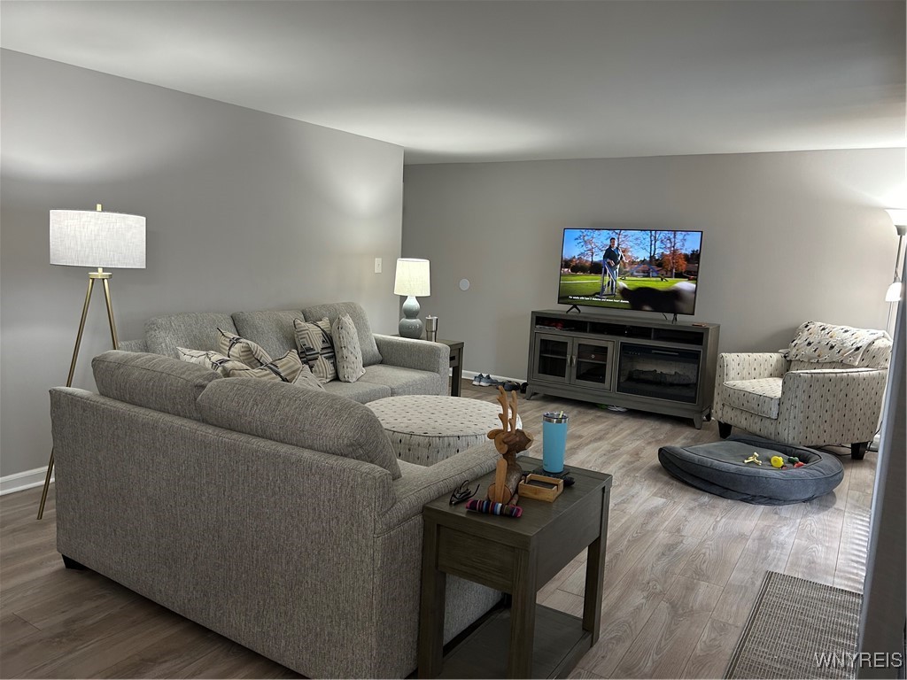 5 Greenwich Drive 2