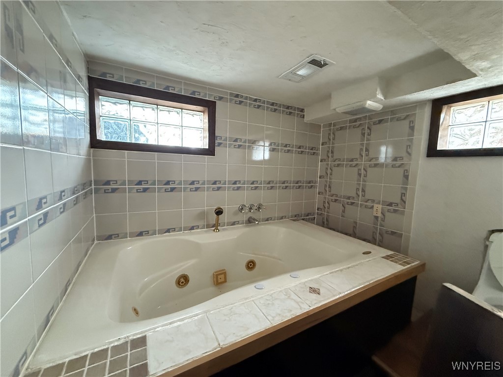 38 Poplar Avenue, Orchard Park, New York image 8