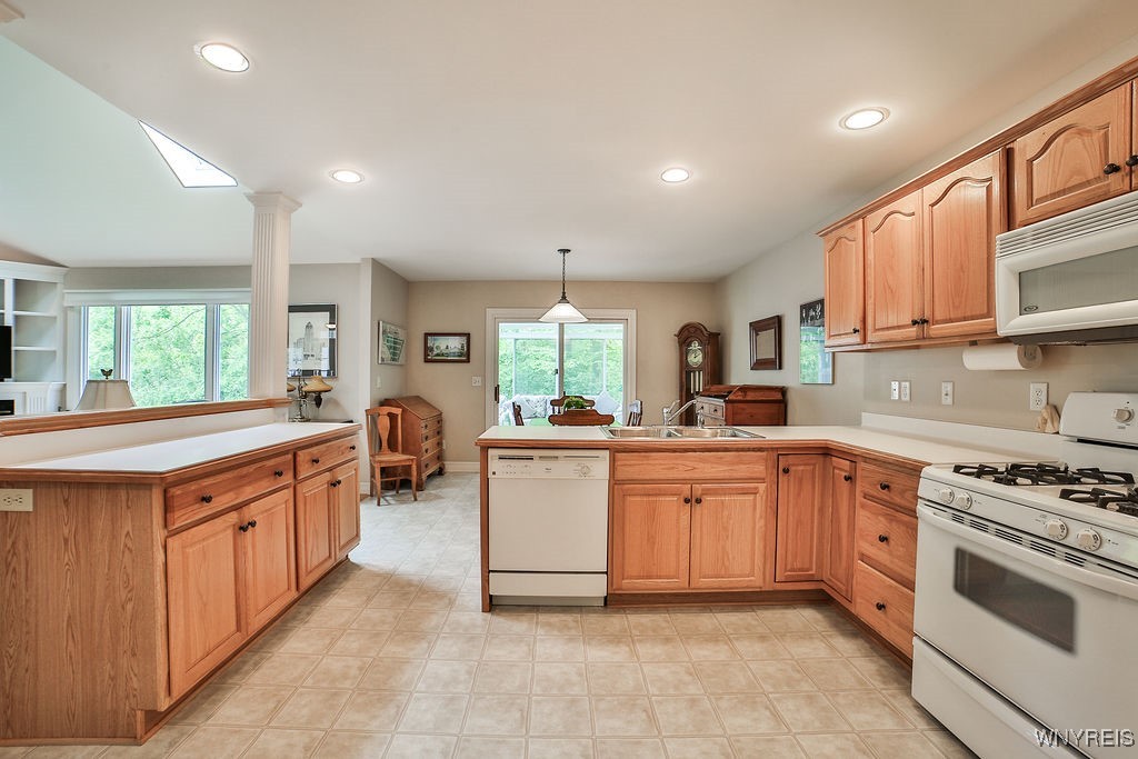 480 Whitehaven Road, Grand Island, New York image 16