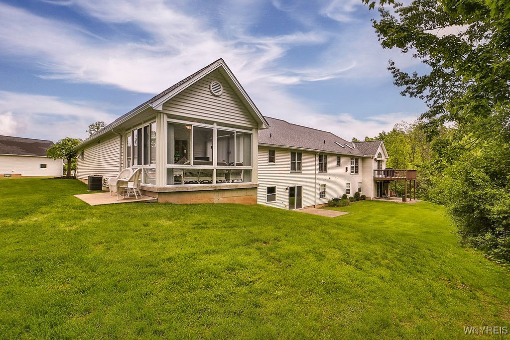 480 Whitehaven Road, Grand Island, New York image 5