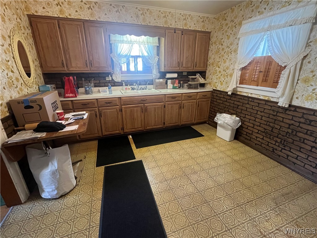 8518 Pershing Avenue, Niagara Falls, New York image 12