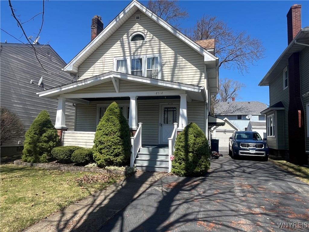 8518 Pershing Avenue, Niagara Falls, New York image 3