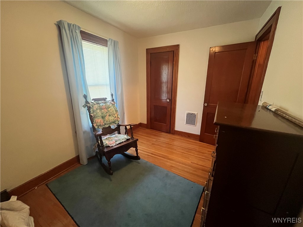 8518 Pershing Avenue, Niagara Falls, New York image 22