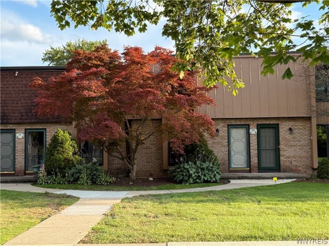 Townhouse For Sale - 75 Groton Dr Drive #F<br/> Erie County, Amherst, NY 14228