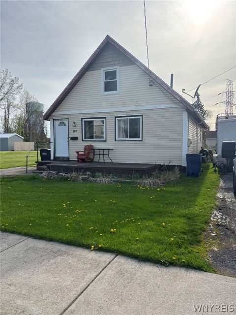 Photo of 538 59th Street, Niagara Falls, NY 14304 (MLS # B1678965)