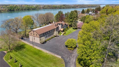 Tiny photo for 435 N 2nd Street, Lewiston, NY 14092 (MLS # B1693659)