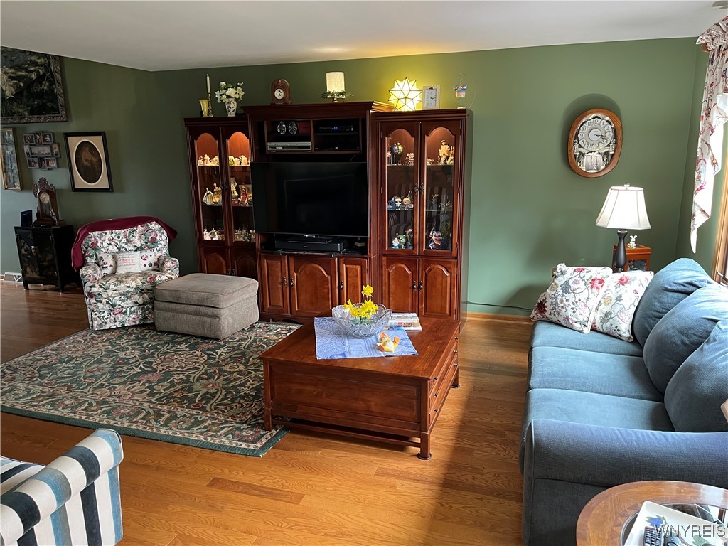 33 Eagle Terrace, Lancaster, New York image 8