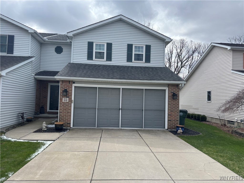 33 Eagle Terrace, Lancaster, New York image 1