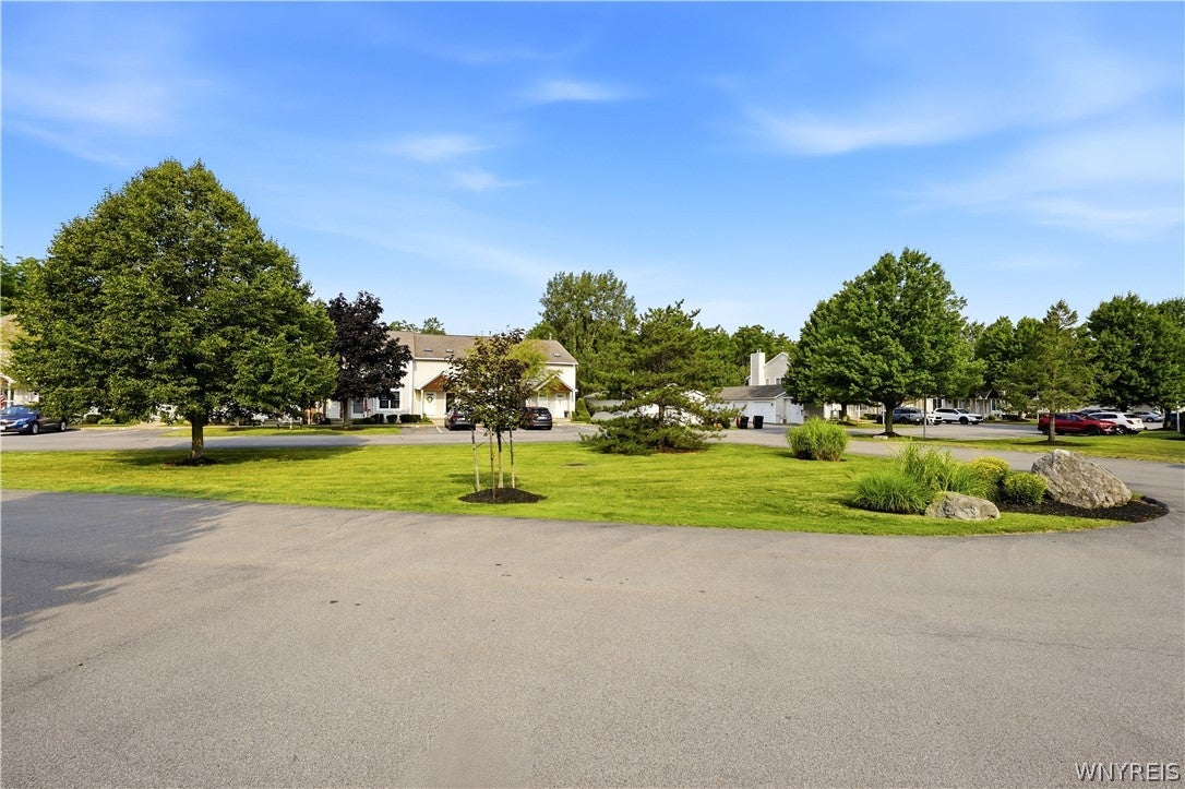 127 Olde Stone Lane