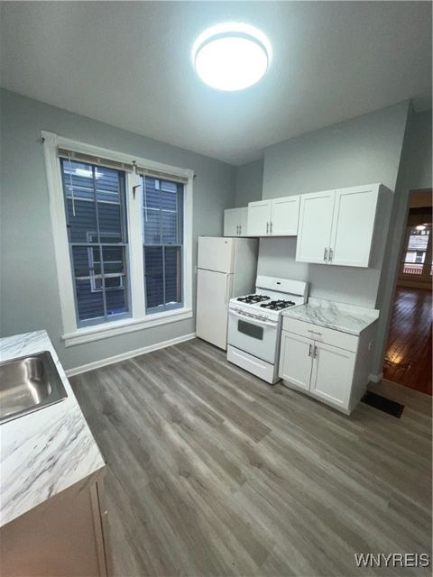 Tiny photo for 76 Anderson Place, Buffalo, NY 14222 (MLS # B1653891)