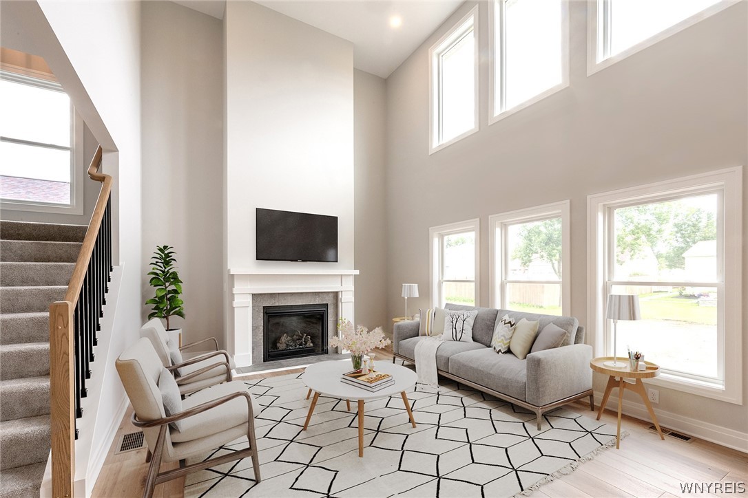 5693 Dorothy Circle