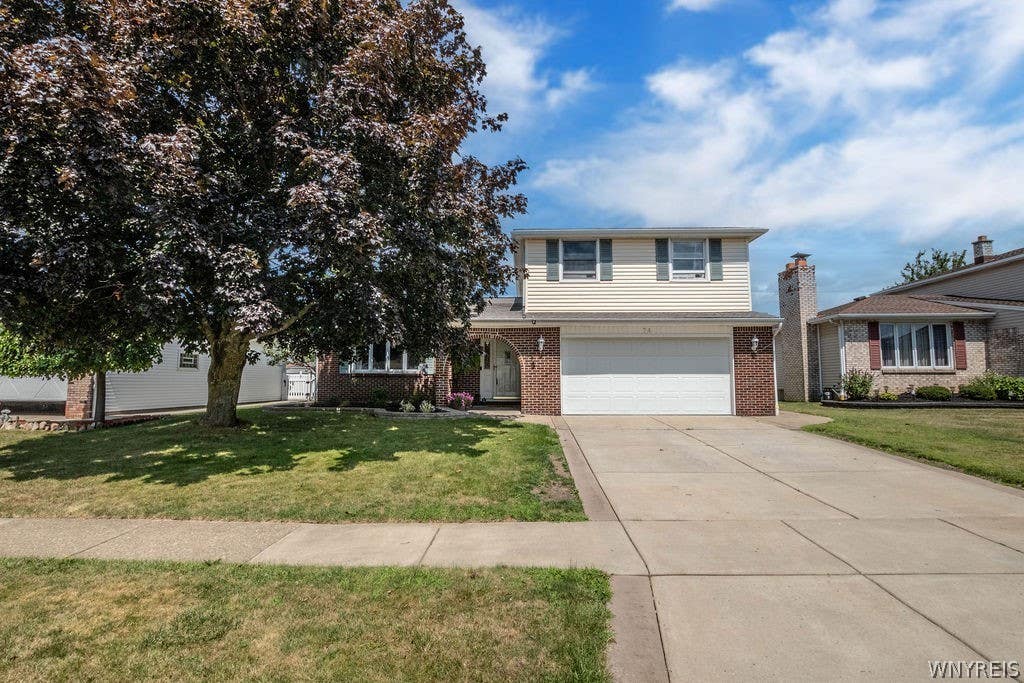 Photo of 74 S Transit Hill Drive, Cheektowaga, NY 14043 (MLS # B1704364)