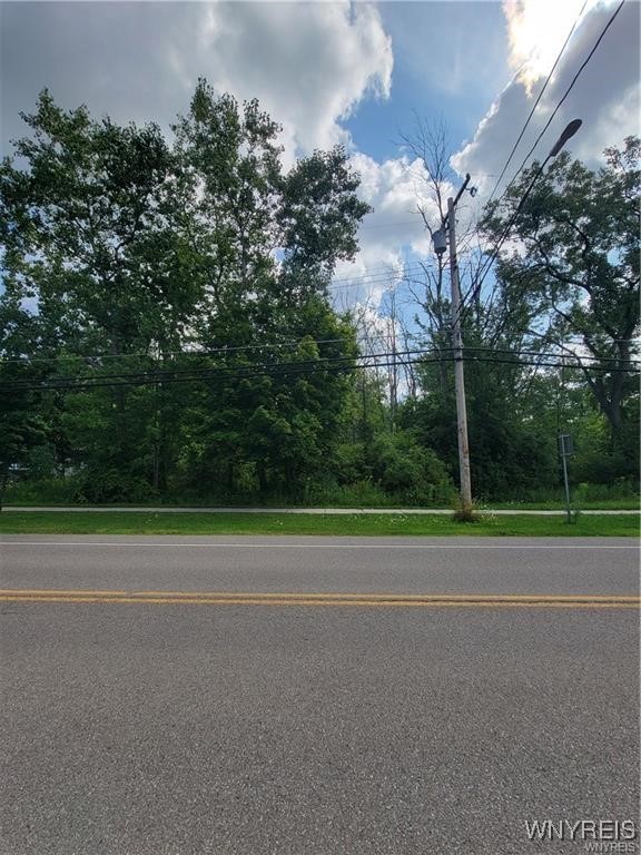 V/L Sunset Drive, Hamburg, New York image 22