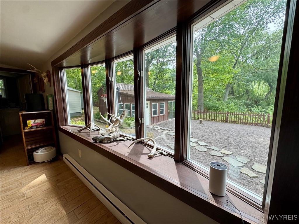 Carlton, New York 14477, United States, 4 Bedrooms Bedrooms, ,3 BathroomsBathrooms,Residential,Active,191888