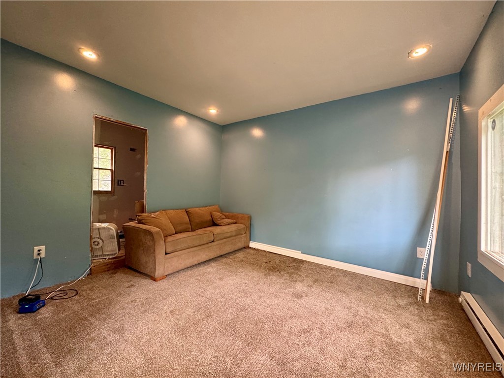 Carlton, New York 14477, United States, 4 Bedrooms Bedrooms, ,3 BathroomsBathrooms,Residential,Active,191888