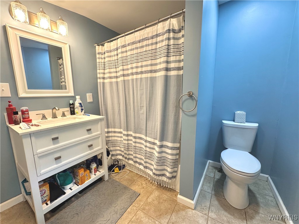 Carlton, New York 14477, United States, 4 Bedrooms Bedrooms, ,3 BathroomsBathrooms,Residential,Active,191888